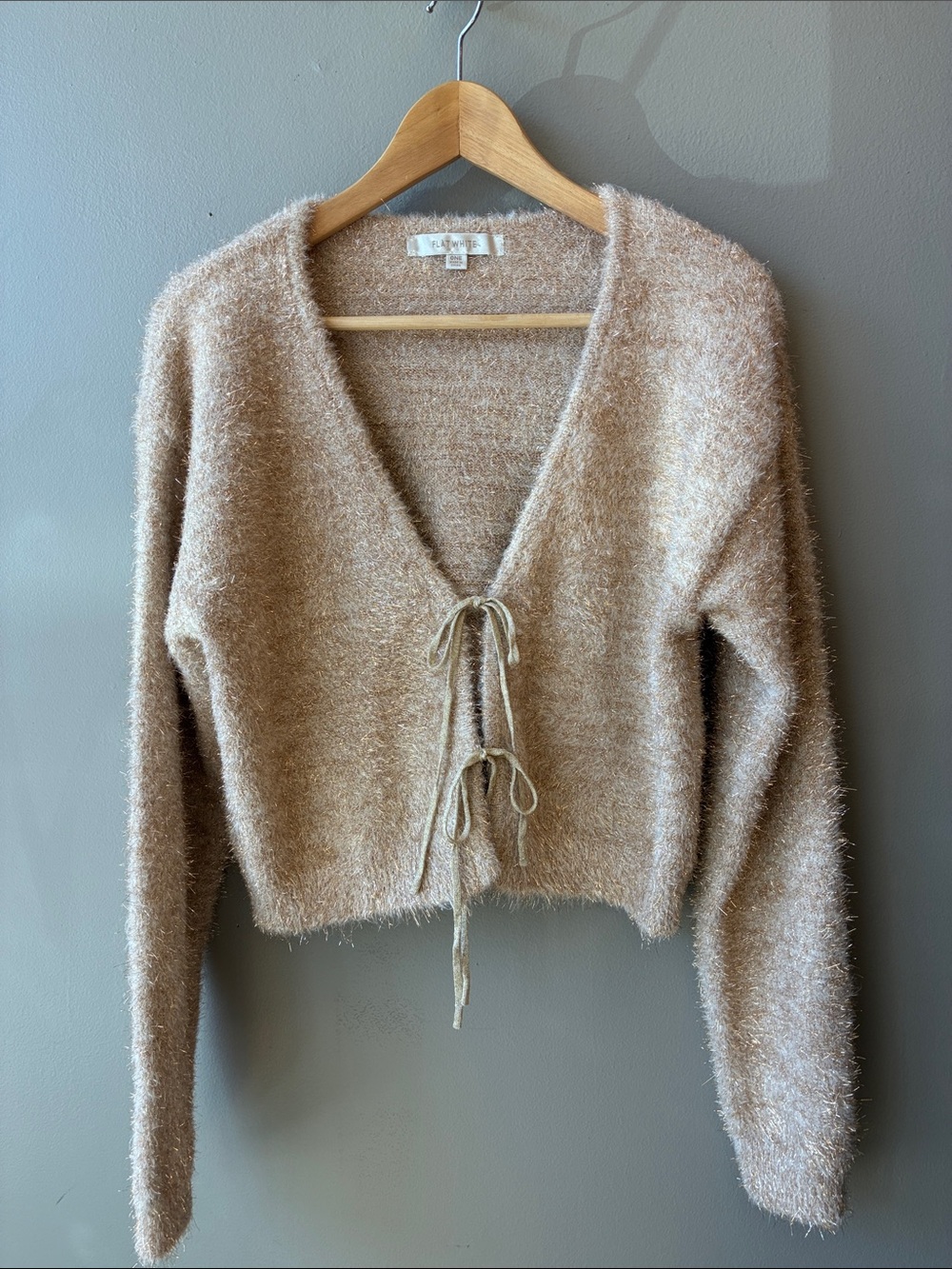 Flat White Anthropologie Cream Gold Tinsel Cozy V-Neck Tie-Front Sweater - Picture 2 of 7